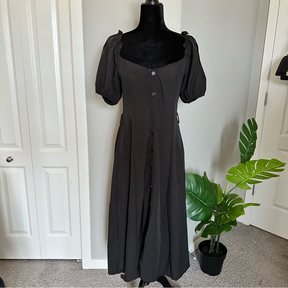 Black Puff Sleeve Maxi Dress - Picture 2 of 5